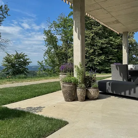 Gretlnest - Premium Naturrefugium 甘利特茨